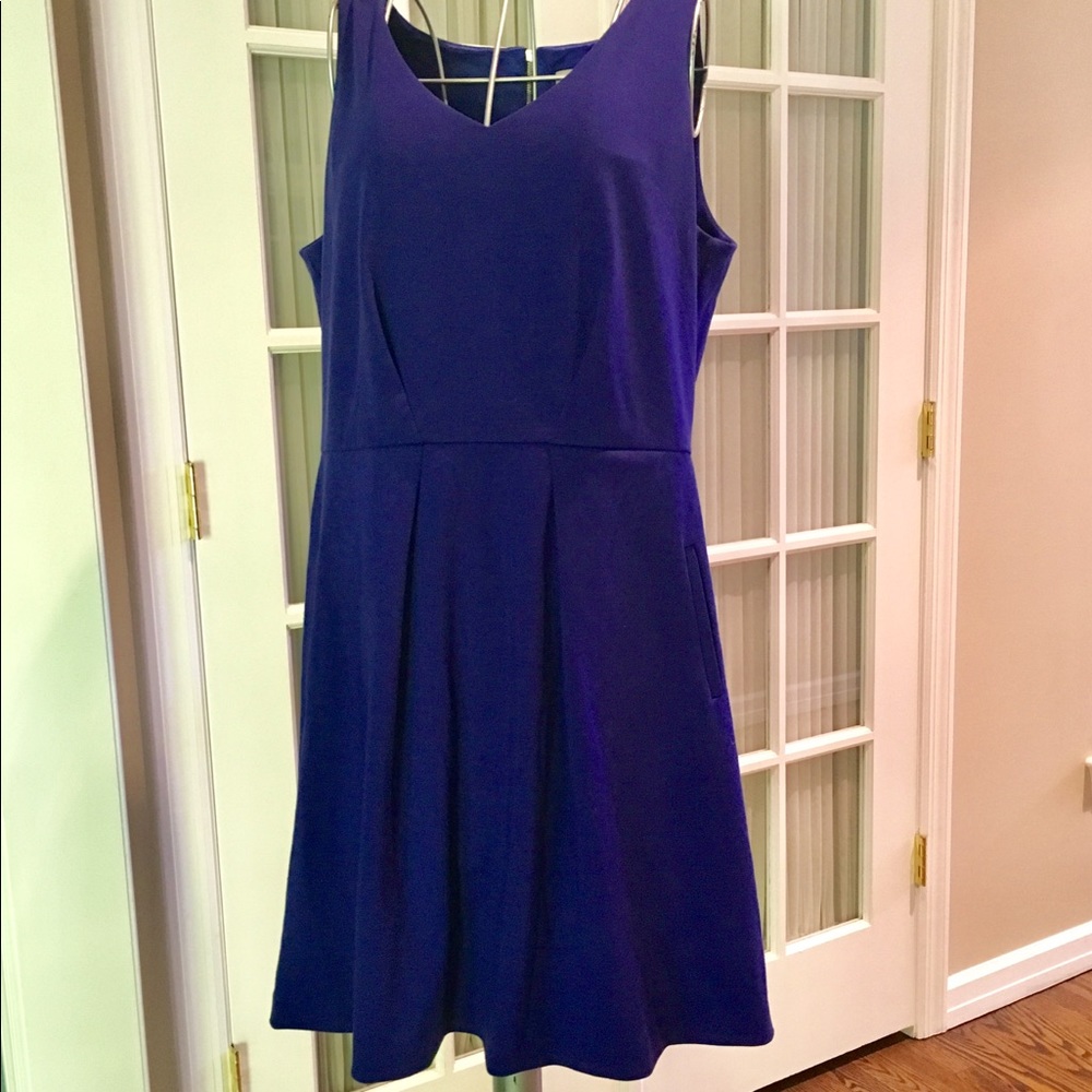 LOFT Beautiful jewel toned dress